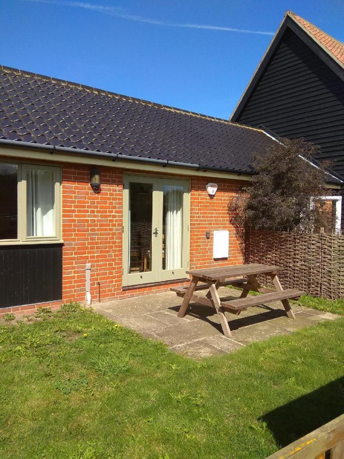 2 Hazelwood Villa Aldringham Exterior photo